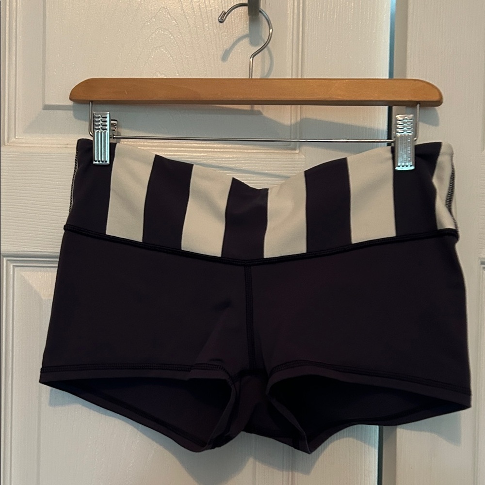 lululemon athletica Navy shorts Stripe Waistband Reversible